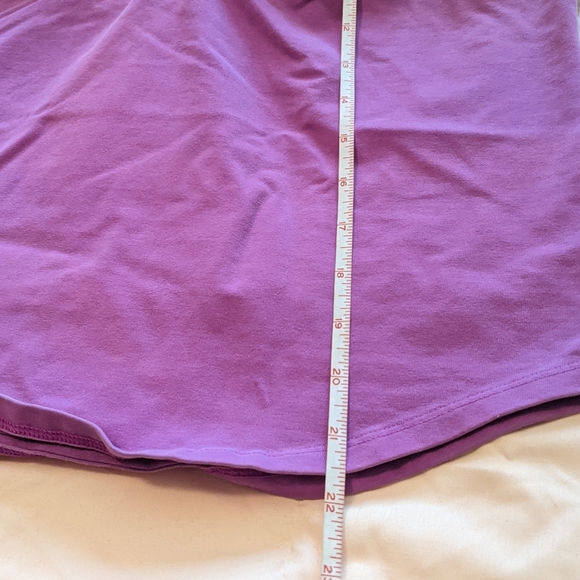 VS RARE Yoga Cami - Picture 7 of 10